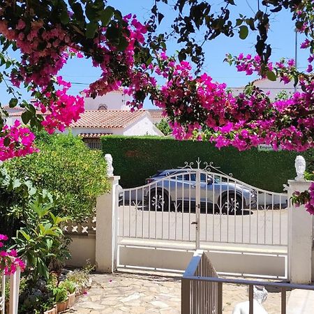 Leones Villa Empuriabrava Exterior photo