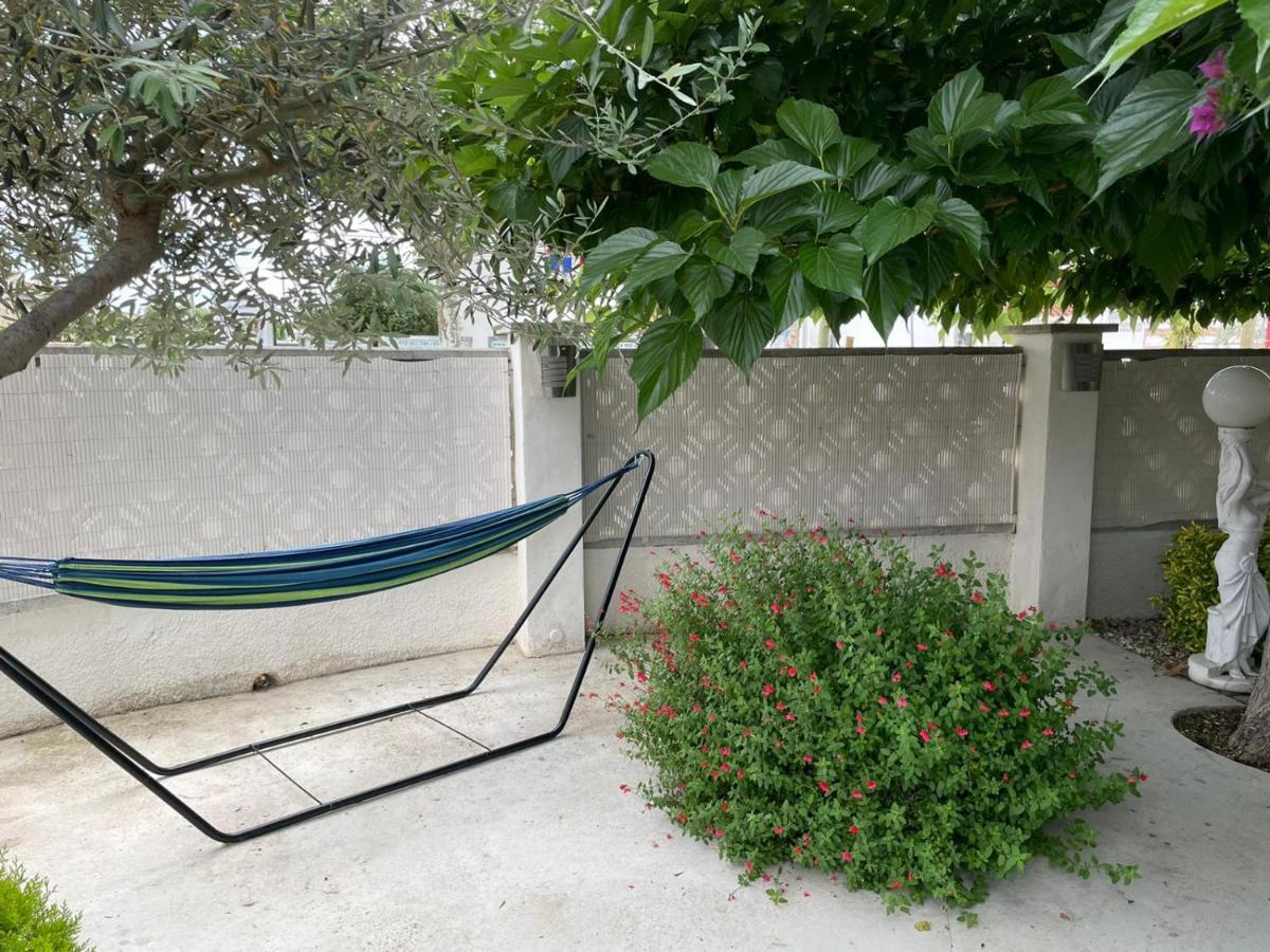 Leones Villa Empuriabrava Exterior photo
